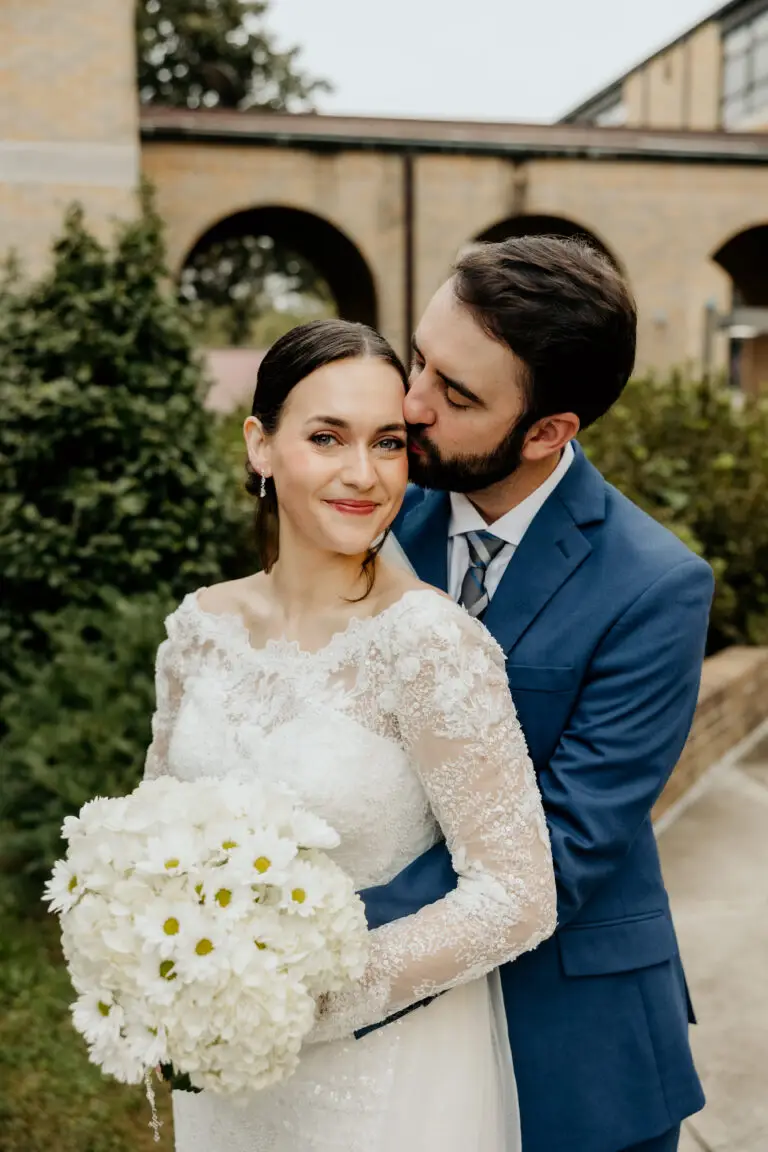 14-20241109 Wedding Sneak Peeks