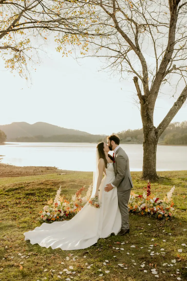 57-20241109 Wedding Sneak Peeks