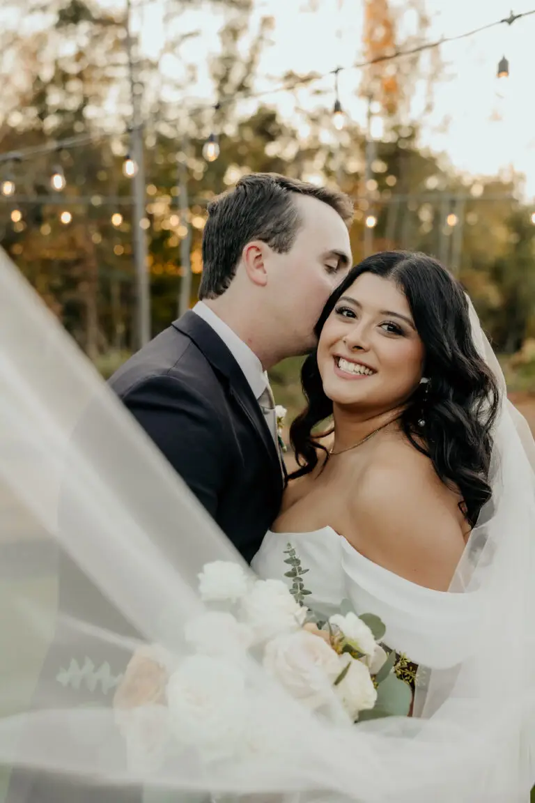 60-20241108 Wedding Sneak Peaks